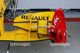 30.07.2010 Budapest, Hungary,  Renault front wing - Formula 1 World Championship, Rd 12, Hungarian Grand Prix, Friday Practice