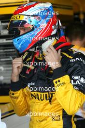 11.09.2010 Monza, Italy,  Vitaly Petrov (RUS), Renault F1 Team  - Formula 1 World Championship, Rd 14, Italian Grand Prix, Saturday Practice