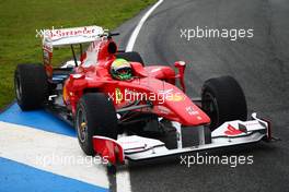 13.02.2010 Jerez, Spain,  Felipe Massa (BRA), Scuderia Ferrari stopped on the track - Formula 1 Testing, Jerez, Spain