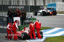 13.02.2010 Jerez, Spain,  Felipe Massa (BRA), Scuderia Ferrari, F10 stops at the pit entrance - Formula 1 Testing, Jerez, Spain