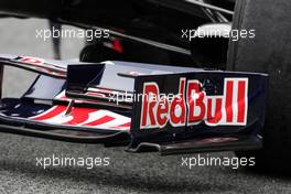 13.02.2010 Jerez, Spain,  Scuderia Toro Rosso, STR05, front wing detail - Formula 1 Testing, Jerez, Spain