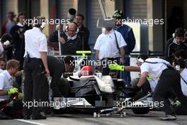 11.02.2010 Jerez, Spain,  Michael Schumacher (GER), Mercedes GP, practice pitstops - Formula 1 Testing, Jerez, Spain