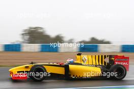 10.02.2010 Jerez, Spain,  Vitaly Petrov (RUS), Renault F1 Team, R30 - Formula 1 Testing, Jerez, Spain
