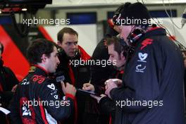 18.02.2010 Jerez, Spain,  Timo Glock (GER), Virgin Racing, John Booth, Virgin Racing Sporting Director,  Formula 1 Testing, Jerez, Spain