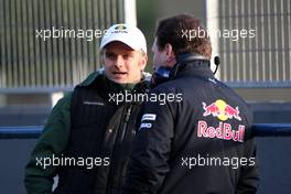 17.02.2010 Jerez, Spain,  Heikki Kovalainen (FIN), Lotus F1 Team, Christian Horner (GBR), Red Bull Racing, Sporting Director - Formula 1 Testing, Jerez, Spain