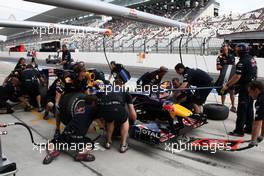 08.10.2010 Suzuka, Japan,  Mark Webber (AUS), Red Bull Racing - Formula 1 World Championship, Rd 16, Japanese Grand Prix, Friday Practice