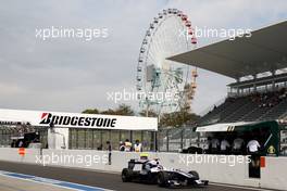 08.10.2010 Suzuka, Japan,  Rubens Barrichello (BRA), Williams F1 Team, FW32 - Formula 1 World Championship, Rd 16, Japanese Grand Prix, Friday Practice