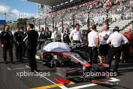 10.10.2010 Suzuka, Japan,  Bruno Senna (BRA), Hispania Racing F1 Team, HRT - Formula 1 World Championship, Rd 16, Japanese Grand Prix, Sunday Pre-Race Grid