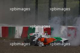 10.10.2010 Suzuka, Japan,  Felipe Massa (BRA), Scuderia Ferrari and Vitantonio Liuzzi (ITA), Force India F1 Team  - Formula 1 World Championship, Rd 16, Japanese Grand Prix, Sunday Race