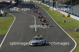 10.10.2010 Suzuka, Japan,  The Safety car was called out on the first lap  - Formula 1 World Championship, Rd 16, Japanese Grand Prix, Sunday Race
