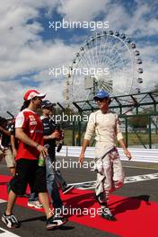 10.10.2010 Suzuka, Japan,  Felipe Massa (BRA), Scuderia Ferrari, Rubens Barrichello (BRA), Williams F1 Team, Bruno Senna (BRA), Hispania Racing F1 Team, HRT - Formula 1 World Championship, Rd 16, Japanese Grand Prix, Sunday