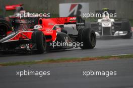 24.10.2010 Yeongam, Korea,  Lucas di Grassi (BRA), Virgin Racing and Jaime Alguersuari (ESP), Scuderia Toro Rosso, accident, crash - Formula 1 World Championship, Rd 17, Korean Grand Prix, Sunday Race