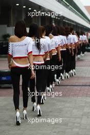23.10.2010 Yeongam, Korea,  girls - Formula 1 World Championship, Rd 17, Korean Grand Prix, Saturday