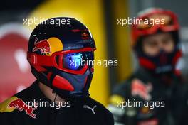 23.10.2010 Yeongam, Korea,  Red Bull mechanic - Formula 1 World Championship, Rd 17, Korean Grand Prix, Saturday