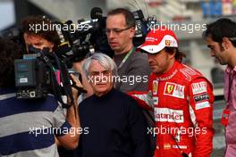 21.10.2010 Yeongam, Korea,  Bernie Ecclestone (GBR) and Fernando Alonso (ESP), Scuderia Ferrari  - Formula 1 World Championship, Rd 17, Korean Grand Prix, Thursday