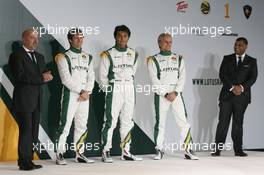 12.02.2010 London, England,  Mike Gascoyne (GBR), Lotus F1 Racing Chief Technical Officer, Jarno Trulli (ITA), Fairuz Fauzy (MAL), Heikki Kovalainen (FIN) and Tony Fernandes (MAL), Malaysia Racing Team Principal - Lotus Cosworth Racing Launch - Formula 1 launch