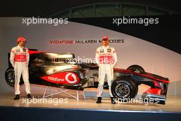 29.01.2010 Newbury, England,  Jenson Button (GBR), McLaren Mercedes and Lewis Hamilton (GBR), McLaren Mercedes - Vodafone Mclaren Mercedes MP4-25 Launch Vodafone UK HQ