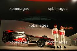 29.01.2010 Newbury, England,  Jenson Button (GBR), McLaren Mercedes and Lewis Hamilton (GBR), McLaren Mercedes - Vodafone Mclaren Mercedes MP4-25 Launch Vodafone UK HQ