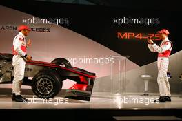 29.01.2010 Newbury, England,  Lewis Hamilton (GBR), McLaren Mercedes and Jenson Button (GBR), McLaren Mercedes - Vodafone Mclaren Mercedes MP4-25 Launch Vodafone UK HQ