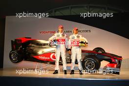 29.01.2010 Newbury, England,  Jenson Button (GBR), McLaren Mercedes and Lewis Hamilton (GBR), McLaren Mercedes - Vodafone Mclaren Mercedes MP4-25 Launch Vodafone UK HQ