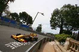 15.05.2010 Monaco, Monte Carlo,  Robert Kubica (POL), Renault F1 Team  - Formula 1 World Championship, Rd 6, Monaco Grand Prix, Saturday Practice