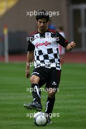 11.05.2010 Monaco, Monte Carlo,  Lucas di Grassi (BRA), Virgin Racing  - Formula 1 World Championship, Rd 6, Monaco Grand Prix, Tuesday Soccer