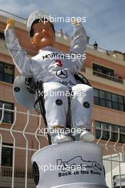 16.05.2010 Monaco, Monte Carlo,  A fan of Michael Schumacher (GER), Mercedes GP Petronas - Formula 1 World Championship, Rd 6, Monaco Grand Prix, Sunday