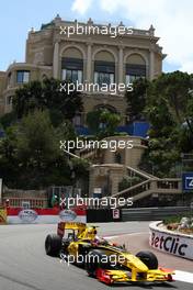 13.05.2010 Monaco, Monte Carlo,  Vitaly Petrov (RUS), Renault F1 Team, R30 - Formula 1 World Championship, Rd 6, Monaco Grand Prix, Thursday Practice