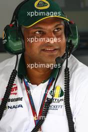 02.04.2010 Kuala Lumpur, Malaysia,  Tony Fernandes, Lotus F1 Team, Team Principal - Formula 1 World Championship, Rd 3, Malaysian Grand Prix, Friday Practice