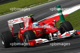 02.04.2010 Kuala Lumpur, Malaysia,  Fernando Alonso (ESP), Scuderia Ferrari, F10 - Formula 1 World Championship, Rd 3, Malaysian Grand Prix, Friday Practice