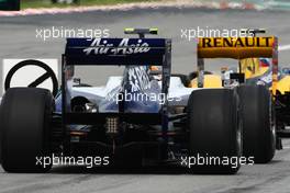 02.04.2010 Kuala Lumpur, Malaysia,  Nico Hulkenberg (GER), Williams F1 Team rear - Formula 1 World Championship, Rd 3, Malaysian Grand Prix, Friday Practice