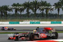 02.04.2010 Kuala Lumpur, Malaysia,  Lewis Hamilton (GBR), McLaren Mercedes  - Formula 1 World Championship, Rd 3, Malaysian Grand Prix, Friday Practice