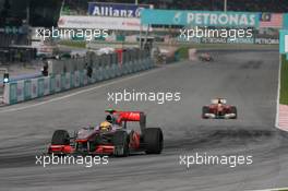 04.04.2010 Kuala Lumpur, Malaysia,  Lewis Hamilton (GBR), McLaren Mercedes, MP4-25 - Formula 1 World Championship, Rd 3, Malaysian Grand Prix, Sunday Race