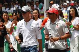 04.04.2010 Kuala Lumpur, Malaysia,  Michael Schumacher (GER), Mercedes GP Petronas, Lewis Hamilton (GBR), McLaren Mercedes - Formula 1 World Championship, Rd 3, Malaysian Grand Prix, Sunday