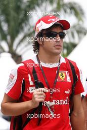 01.04.2010 Kuala Lumpur, Malaysia,  Fernando Alonso (ESP), Scuderia Ferrari  - Formula 1 World Championship, Rd 3, Malaysian Grand Prix, Thursday