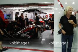 24.09.2010 Singapore, Singapore,  Sir Richard Branson, Virgin Racing - Formula 1 World Championship, Rd 15, Singapore Grand Prix, Friday Practice