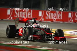 24.09.2010 Singapore, Singapore,  Jenson Button (GBR), McLaren Mercedes, MP4-25 - Formula 1 World Championship, Rd 15, Singapore Grand Prix, Friday Practice