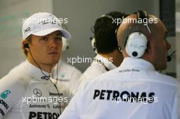 24.09.2010 Singapore, Singapore,  Nico Rosberg (GER), Mercedes GP Petronas - Formula 1 World Championship, Rd 15, Singapore Grand Prix, Friday Practice