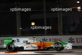 24.09.2010 Singapore, Singapore,  Vitantonio Liuzzi (ITA), Force India F1 Team - Formula 1 World Championship, Rd 15, Singapore Grand Prix, Friday Practice