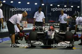 24.09.2010 Singapore, Singapore,  Michael Schumacher (GER), Mercedes GP Petronas - Formula 1 World Championship, Rd 15, Singapore Grand Prix, Friday Practice