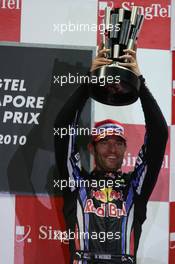 26.09.2010 Singapore, Singapore,  3rd place Mark Webber (AUS), Red Bull Racing - Formula 1 World Championship, Rd 15, Singapore Grand Prix, Sunday Podium