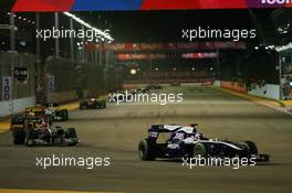 26.09.2010 Singapore, Singapore,  Rubens Barrichello (BRA), Williams F1 Team, FW32 - Formula 1 World Championship, Rd 15, Singapore Grand Prix, Sunday Race