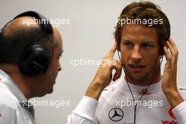 25.09.2010 Singapore, Singapore,  Jenson Button (GBR), McLaren Mercedes - Formula 1 World Championship, Rd 15, Singapore Grand Prix, Saturday Practice
