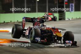 25.09.2010 Singapore, Singapore,  Jaime Alguersuari (ESP), Scuderia Toro Rosso - Formula 1 World Championship, Rd 15, Singapore Grand Prix, Saturday Qualifying