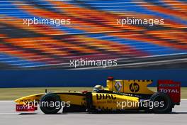 28.05.2010 Istanbul, Turkey,  Robert Kubica (POL), Renault F1 Team - Formula 1 World Championship, Rd 7, Turkish Grand Prix, Friday Practice