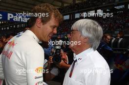 30.05.2010 Istanbul, Turkey,  Sebastian Vettel (GER), Red Bull Racing and Bernie Ecclestone (GBR) - Formula 1 World Championship, Rd 7, Turkish Grand Prix, Sunday Pre-Race Grid