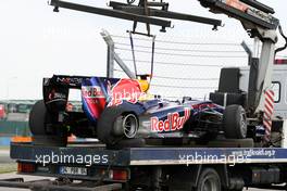 30.05.2010 Istanbul, Turkey,  The car of Sebastian Vettel (GER), Red Bull Racing is returned to the pits - Formula 1 World Championship, Rd 7, Turkish Grand Prix, Sunday Race
