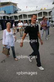 29.05.2010 Istanbul, Turkey,  Michael Schumacher (GER), Mercedes GP Petronas and Corina Schumacher (GER), Corinna, Wife of Michael Schumacher - Formula 1 World Championship, Rd 7, Turkish Grand Prix, Saturday