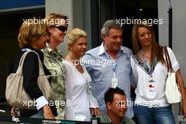 29.05.2010 Istanbul, Turkey,  Corina Schumacher (GER), Corinna, Wife of Michael Schumacher with friends - Formula 1 World Championship, Rd 7, Turkish Grand Prix, Saturday