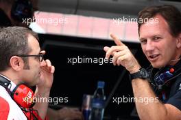 29.05.2010 Istanbul, Turkey,  Stefano Domenicali (ITA) Ferrari General Director, Christian Horner (GBR), Red Bull Racing, Sporting Director - Formula 1 World Championship, Rd 7, Turkish Grand Prix, Saturday Practice